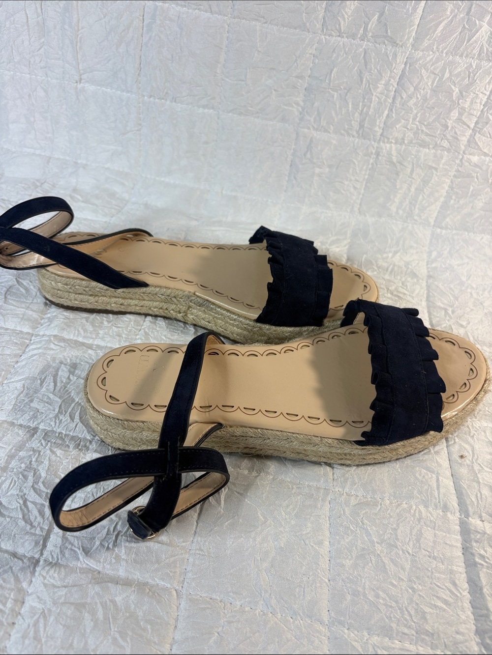 Crown & Ivy Women’s Navy Espadrille Sandals Size 8.5M Ankle Strap Ruffle Wedge